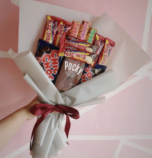 Snack bucket (10 Kinds of Snacks) - Image 5